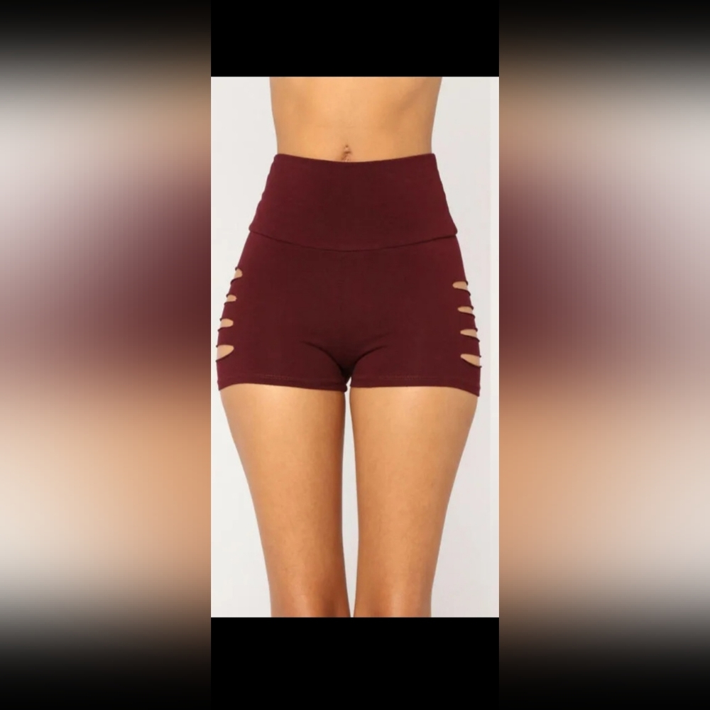 New burgundy high waist shorts